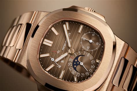 patek philippe 5712 gold|Patek Philippe nautilus platinum 5711.